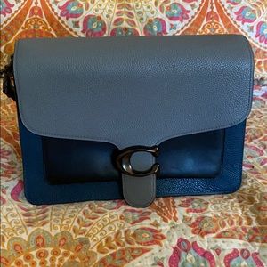 Coach purse with wallet and straps